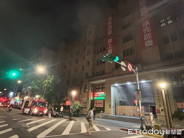 ▲▼快訊／北市靜修高中驚傳火警　疑電線走火。（圖／記者邱中岳攝）