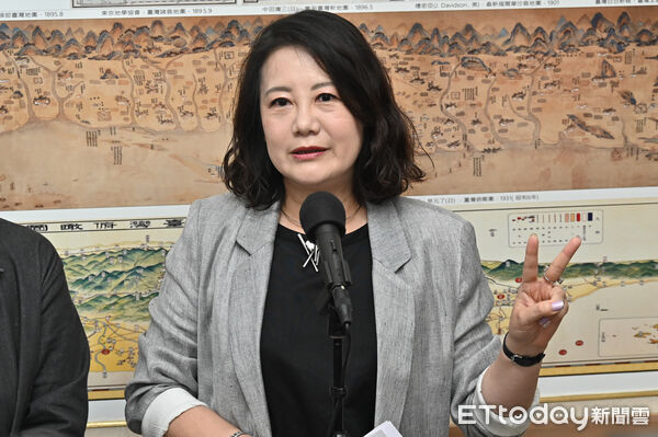 ▲▼民進黨立院黨團幹事長吳思瑤受訪。（圖／記者李毓康攝）