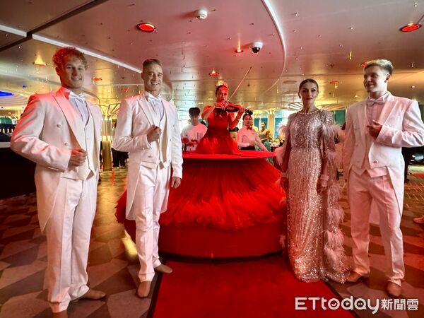 ▲麗星夢郵輪把探索星號打造成「海上夏令營」,探索星號暑假活動,探索星號表演,郵輪旅遊。（圖／記者彭懷玉攝）