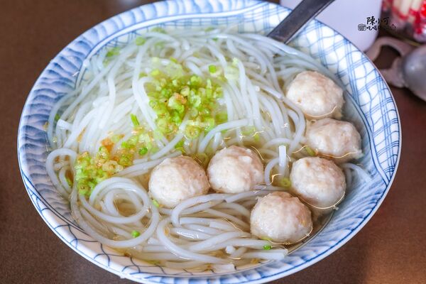 ▲▼阿添魚丸米粉。（圖／部落客陳小可的吃喝玩樂授權提供）