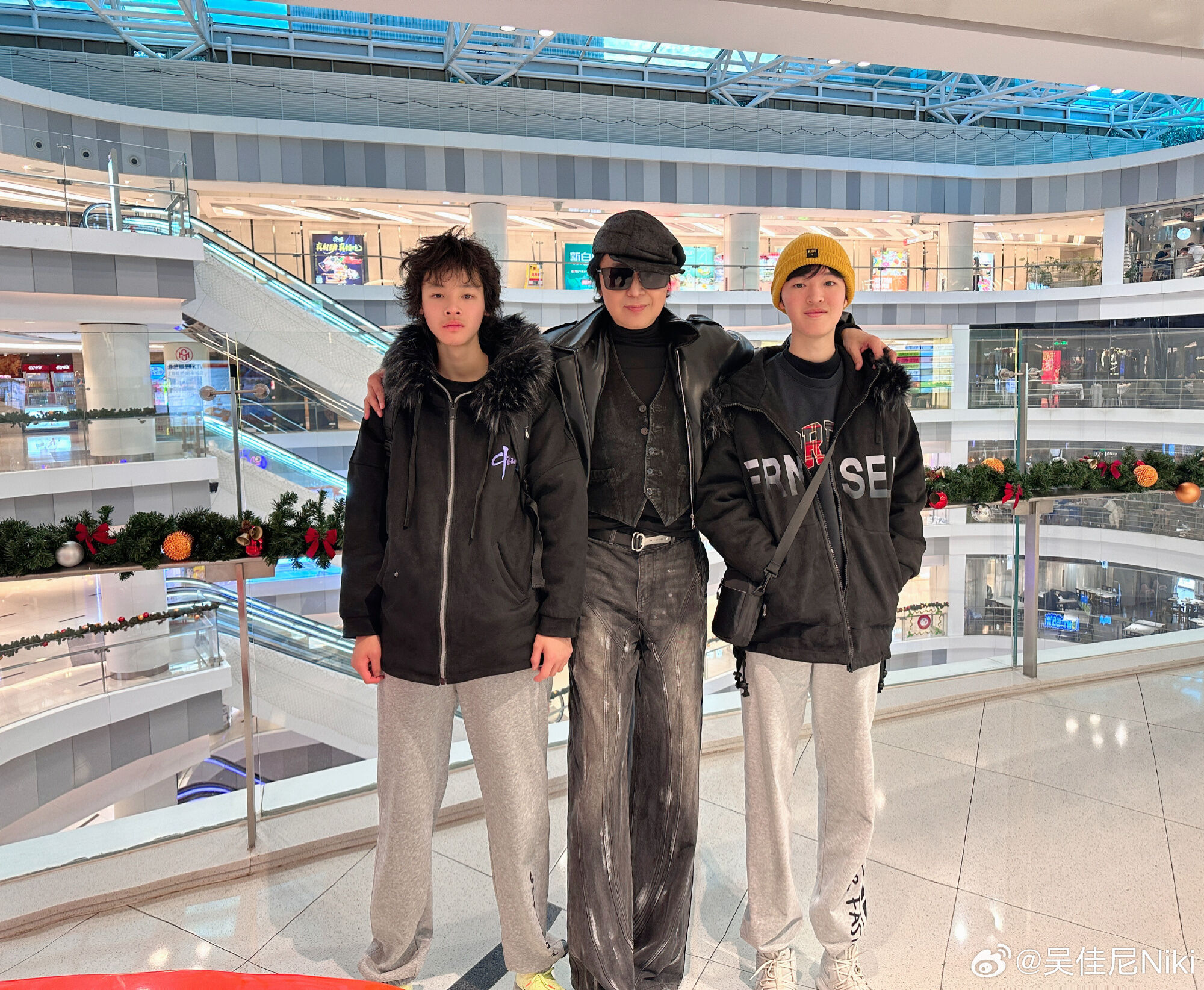 ▲▼馬景濤16歲兒想出道！　前妻帶兒赴韓拜訪金在中公司。（圖／翻攝自微博）