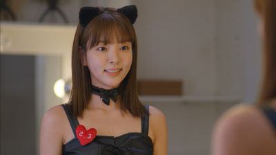 女星扮成「貓女郎」撞見演員男友出軌　離婚夫妻30年後竟成親家