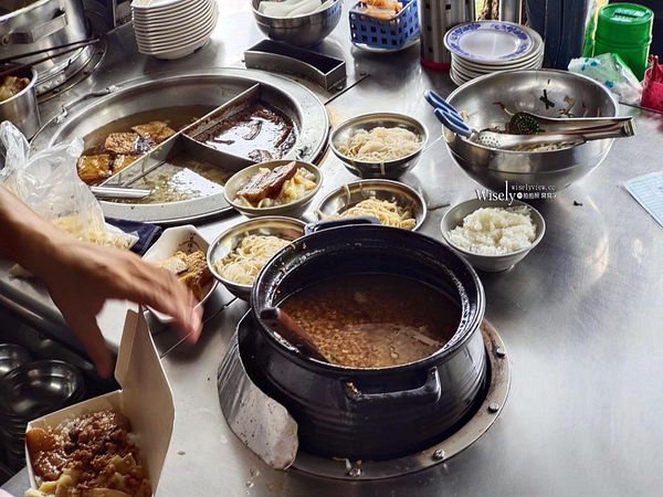 ▲▼老鄒肉燥麵。（圖／部落客WISELY&rsquo;s 拍拍照寫寫字授權提供）