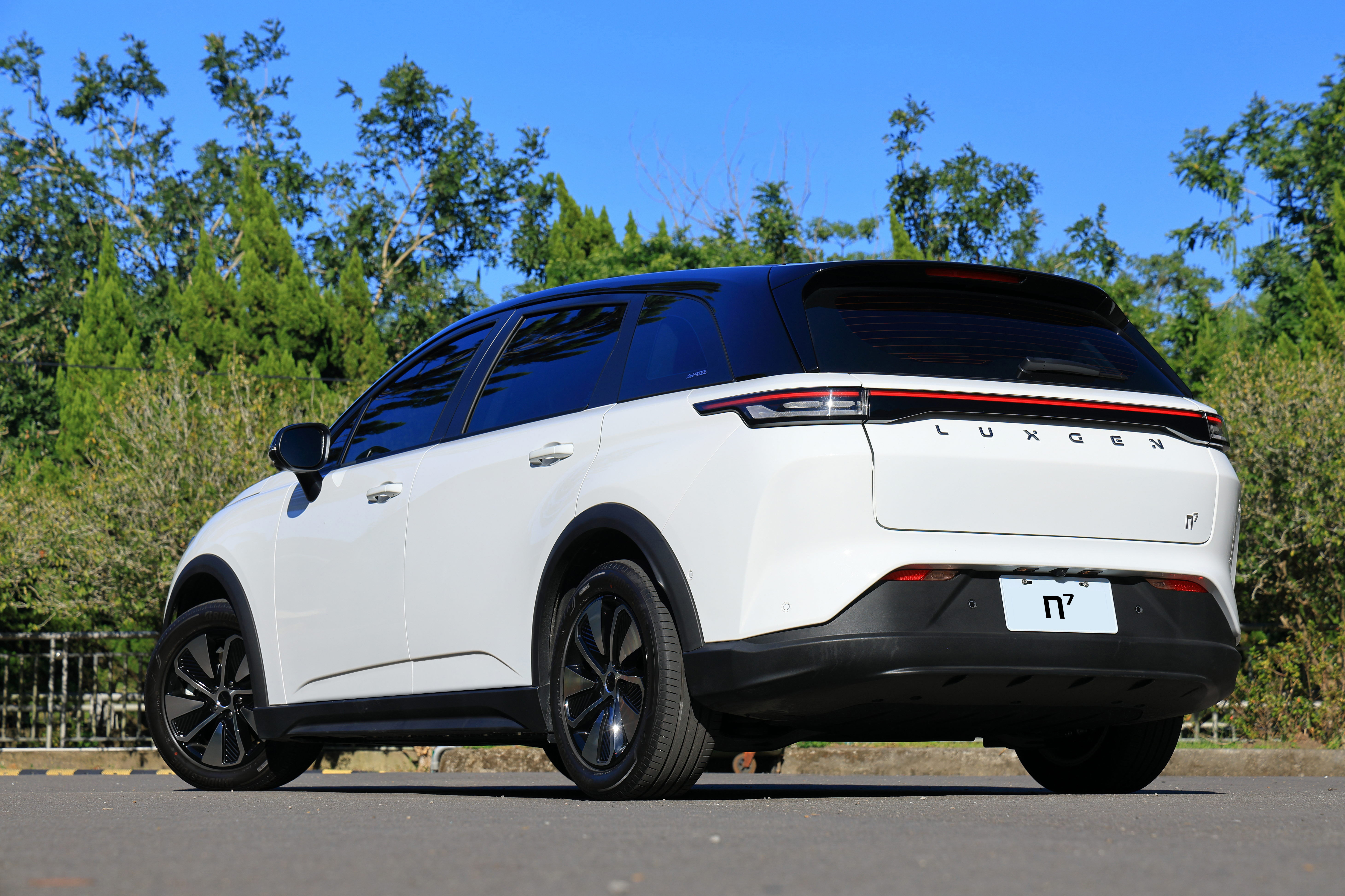 ▲納智捷再拋有感優惠！8月n7電動車指定車型最多折15萬。（圖／翻攝自Luxgen）