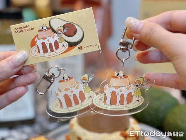▲▼大茗本位製茶所攜手板橋布丁名店「Mr.Moan莫恩先生」推出全新聯名甜點「酪梨奶蓋鐵觀音布丁」。（圖／記者蕭筠攝）