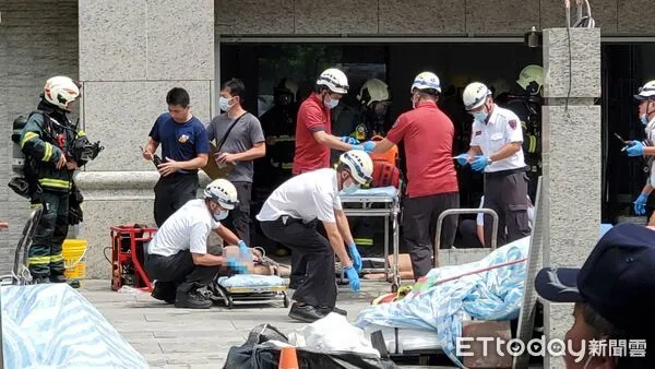 ▲北市士林工安意外，7工人吸入氣體倒地受困。（圖／記者黃彥傑攝，下同）