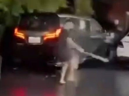 ▲彰化福興疑討債引發砸車糾紛。（圖／翻攝自爆料公社公開版）