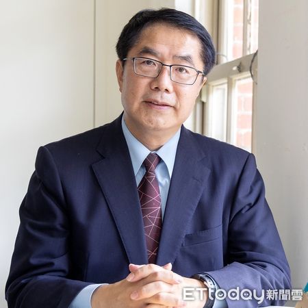 ▲台南市長黃偉哲說明美國關稅衝擊有限，市府已提出三大因應策略。（記者林東良翻攝）