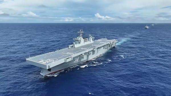 ▲▼▲▼解放軍海軍第四艘075型兩棲攻擊艦「湖北艦」入列南海艦隊。（圖／翻攝自人民日報） 