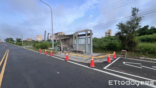 ▲▼      公車候車亭夜間遭撞毀，城警迅速查獲肇事者       。（圖／記者林名揚翻攝）