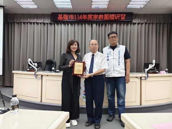 ▲基隆5間宮廟獲公益獎 邱佩琳：讓城市從心做起。（圖／記者郭世賢翻攝）