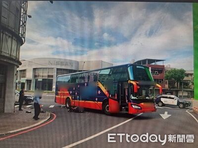 20歲女大生遭遊覽車輾斃！負責人喊「哪有倒車」：家屬沒證據亂講