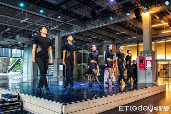 ▲少年舞者登大舞台！愛爾蘭踢踏舞跳出青春與夢想。（圖／記者游瓊華翻攝）