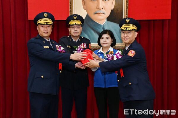▲雲林縣警察局於昨日舉行卸、新任局長交接典禮。（圖／記者游瓊華翻攝）