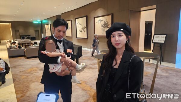 ▲李運慶和前任當伴郎，洪詩也在現場。（圖／記者蕭采薇攝）