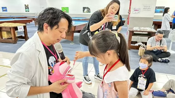 ▲基隆幼兒親子牙醫體驗營。（圖／記者郭世賢翻攝）