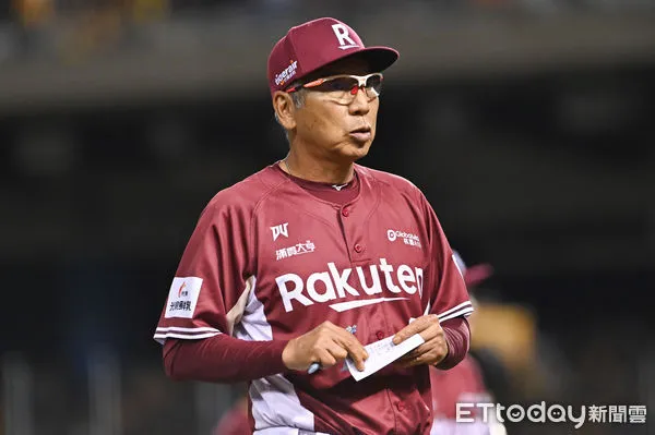 ▲樂天桃猿總教練古久保健二。（圖／記者李毓康攝）