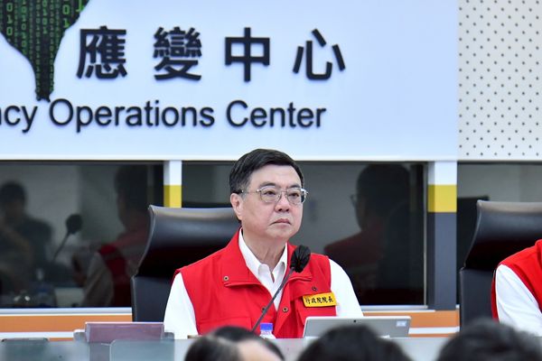 ▲▼行政院長卓榮泰今（3日）視導「0728豪雨中央災害應變中心」。（圖／行政院提供）