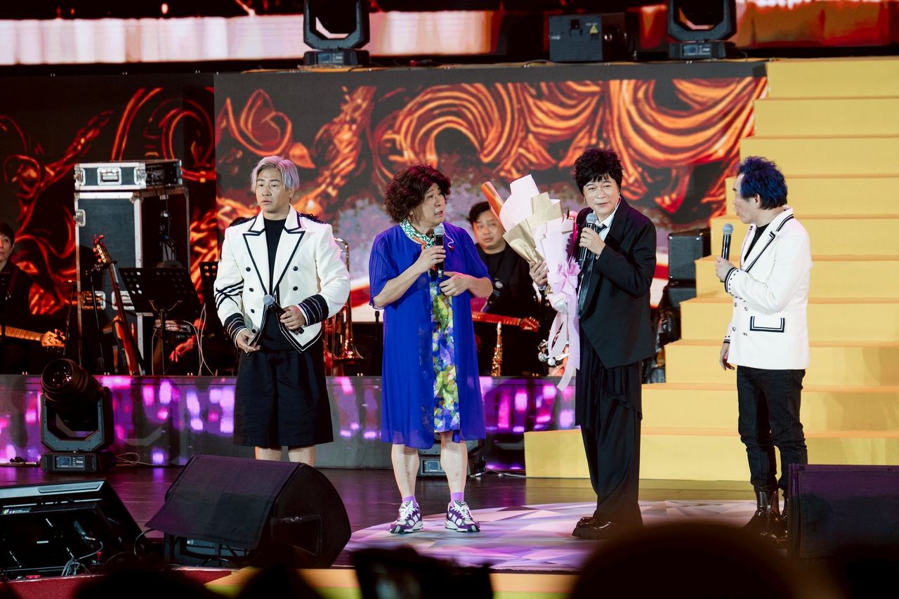 ▲▼胡瓜、洪榮宏出席鑽石舞台之夜演唱會。（圖／萬星傳播提供）