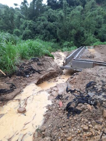 ▲▲大樹光電水保改善遇豪雨又打回原形。（圖／柯志恩提供）