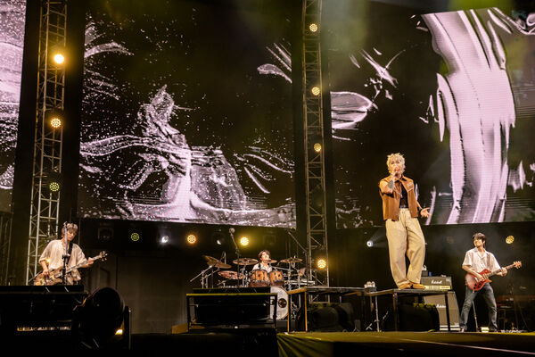 ▲▼CNBLUE鄭容和、李正信機場「目睹台灣人吵架」　粉絲笑哭：本土感性。（圖／SHOWOFFICE提供）