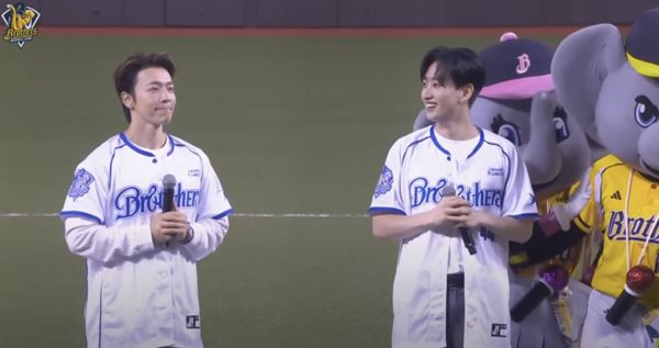 ▲▼SJ D&E搶先站上大巨蛋，東海、銀赫開球。（圖／翻攝自中信兄弟頻道）