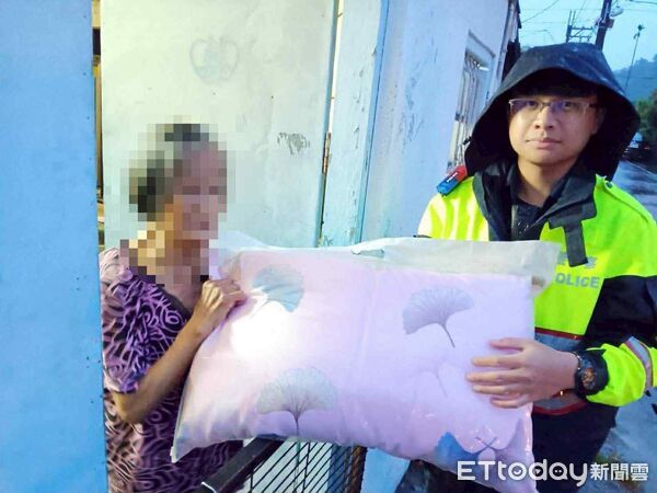 ▲初鹿所員警攜手社區為弱勢家庭送暖。（圖／記者楊晨東翻攝）