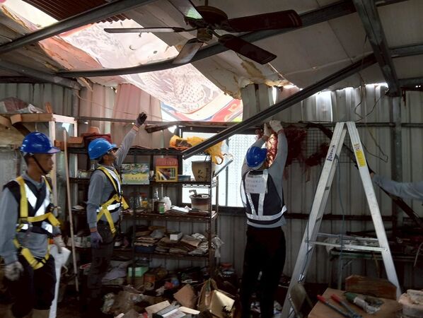 ▲▼災屋修繕已完成近400戶登記，且今天就已開始執行修繕工作。（圖／行政院提供）