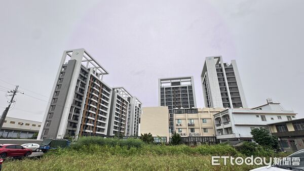 ▲▼ 合總,小時代系列,新案,跳票            。（圖／記者陳筱惠攝）