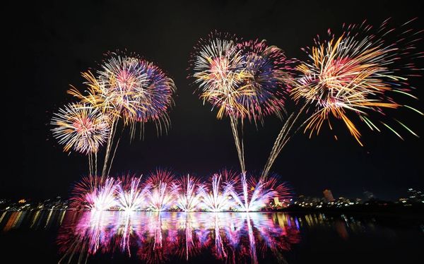 ▲2025大稻埕夏日節8月推出4場煙火秀,忠孝碼頭河濱觀賞區,新北河濱周圍管制圖。（圖／新北市高灘處提供）