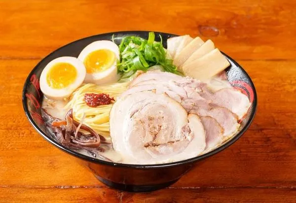 ▲魁力屋表拉麵。（圖／取自新光三越台南小北門店臉書）