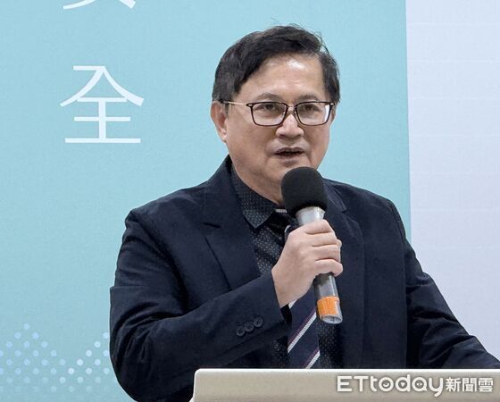 ▲▼民眾黨舉辦核三延役公投 正聲亮 同意 更好的台灣 記者會 葉宗洸 童子賢 黃國昌 翁曉玲 黃士修。（圖／記者屠惠剛攝）