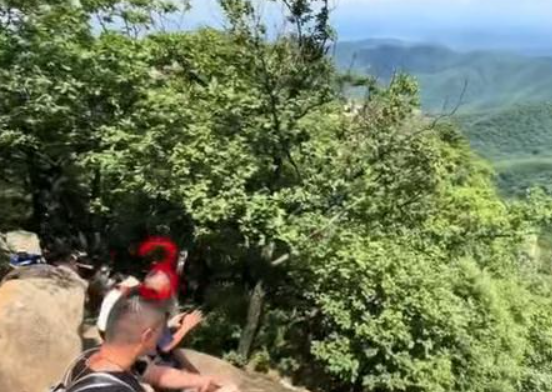 ▲男子的妻子向大家求救。（圖／翻攝自微博，上同）