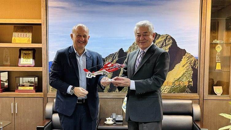 ▲▼空勤總隊為AS365直升機隊進行現代化升級。（圖／空巴提供）