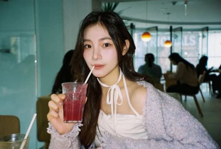 藝人李㼈與熊家婕的女兒李紫嫣。（圖／翻攝自IG／purpleyenn）