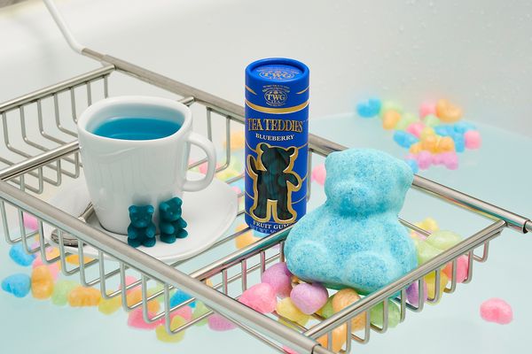 ▲台北新板希爾頓酒店以「泰迪熊」為主題，推出期間限定的「Bubbly Bearcation」夏日住房專案。（圖／業者提供）