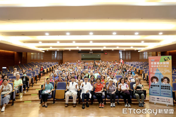 ▲▼花蓮慈院陳俞名主任以「頭痛要不要緊?」為主題，教導民眾如何辨識及預防頭痛，了解自己的健康。（圖／慈濟醫學中心提供，下同）