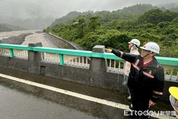 ▲▼ 「直逼莫拉克」豪雨重創高雄山區　陳其邁向中央求援：重建需40億。（圖／記者賴文萱翻攝）