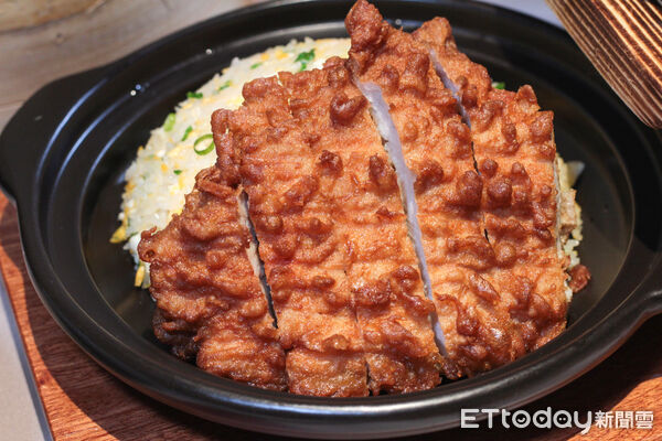 ▲漢來上海湯包。（圖／記者黃士原攝）