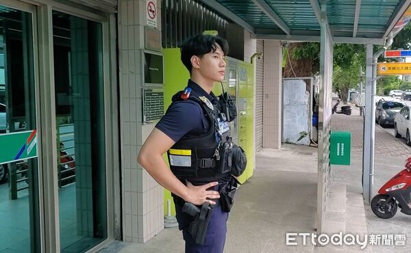 ▲台東關山警員薛有博旅客讚聲不斷。（圖／記者楊晨東翻攝）