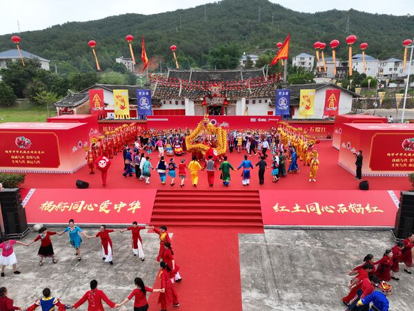 ▲▼  五洲客家音・後生原鄉行           。（圖／龍岩兩岸客家協會提供）