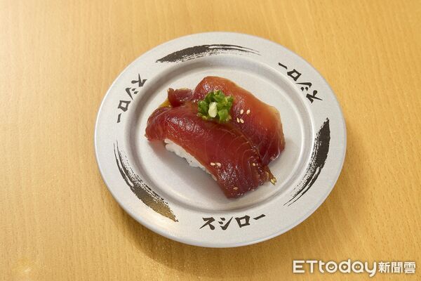 ▲芝麻蛋黃醬醃漬極上鮪魚。（圖／壽司郎提供）