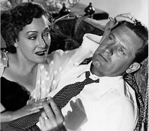 ▲葛洛麗亞史璜森與威廉荷頓在《紅樓金粉》裡月精采對手戲。(圖／公共版權照片)