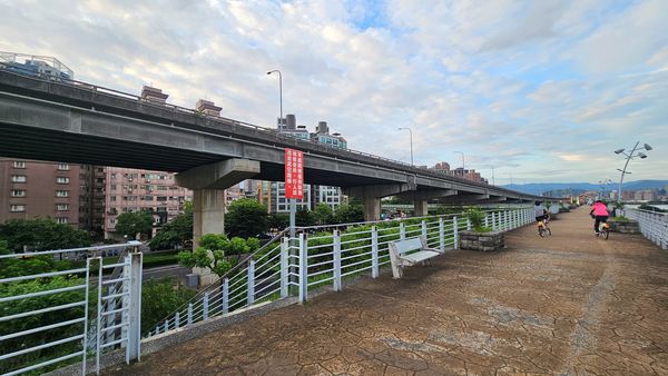 ▲大稻埕夏日節煙火秀 新北忠孝碼頭周邊管制措施一次看。（圖／新北市高灘處提供）