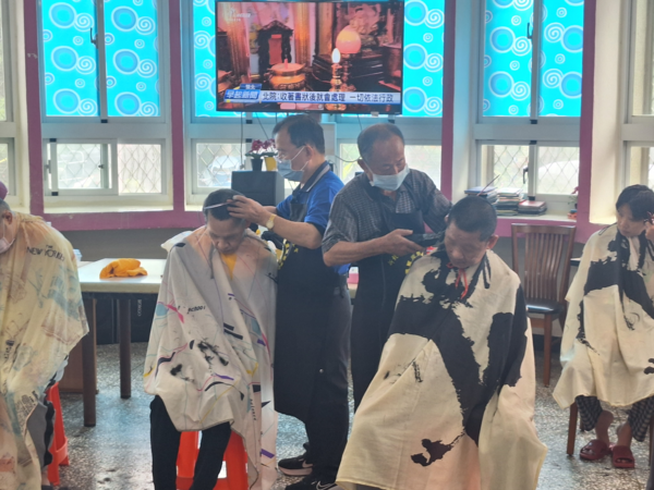 ▲新北髮藝工會八療義剪11年。（圖／新北市勞工局提供）