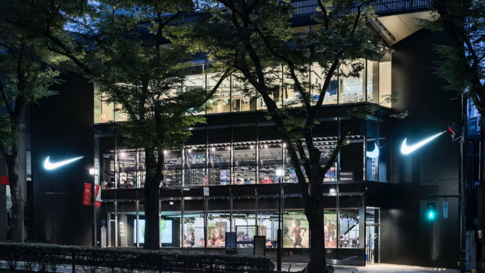 NIKE原宿店位於東京時尚指標地段，自2009年開幕以來吸引無數潮流愛好者朝聖。（翻攝NIKE官網）