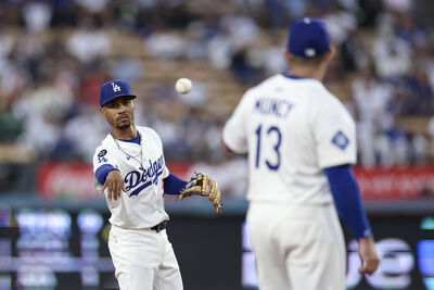 道奇貝茲連續16打數無安打 賽後15分鐘迅速離場未受訪
