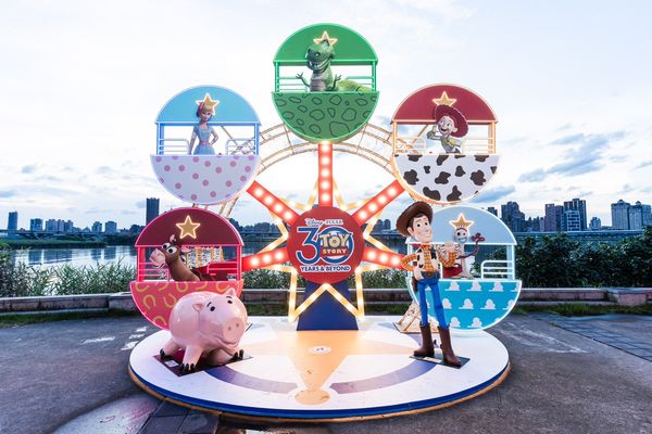 ▲大稻埕夏日節煙火期間每周三登場。（圖／北市觀傳局提供）