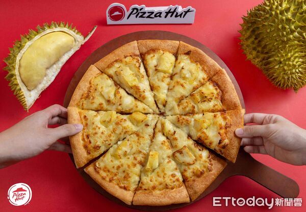 ▲▼必勝客「黃金榴槤比薩」睽違6年強勢回歸 。（圖／業者提供）