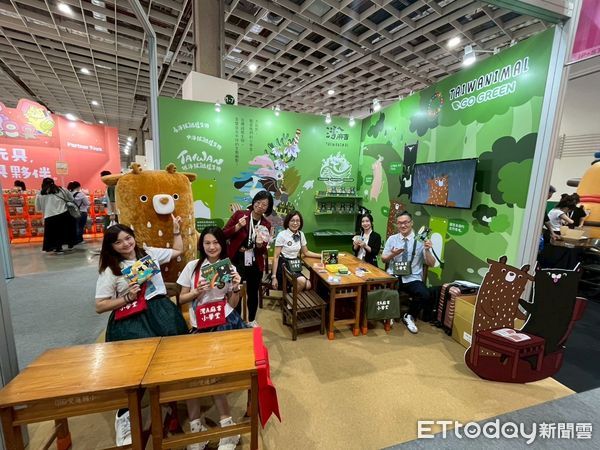 ▲「灣A麻吉」於2025文博會推出SDGs永續教材計畫，免費提供前50所國小數位授權海報使用。（圖／主辦單位提供）